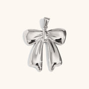 Niche Retro 18K Gold Wave Pearl Pendant